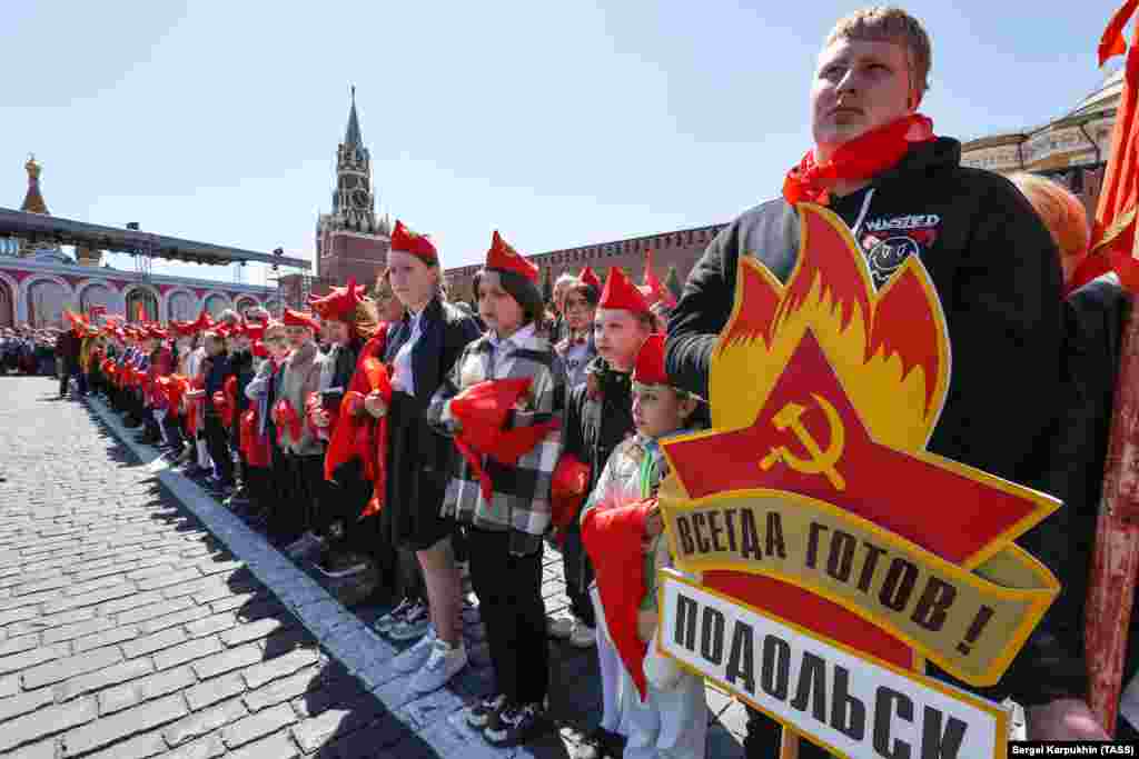 Children from Podolsk, a town just south of Moscow, during the induction ceremony. The placard says: &ldquo;Always ready!&rdquo; According to senior Communist Party member Yuri Afonin, the Young Pioneers will be a separate entity from another youth organization called&nbsp;Big Change that is being planned by the Kremlin.