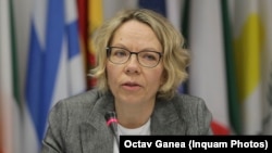 Ambasadoarea Finlandei la București spune că decizia Finlandei de a adera la NATO reprezintă o schimbare istorică, motivația fiind războiul brutal pe care Rusia l-a început împotriva Ucrainei. Aproape 70% din finlandezi susțin aderarea la NATO, spune Marjut Akola.