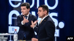 Candidatul George Simion l-a făcut „autist” pe contracandidatul Nicușor Dan.