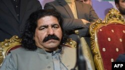 علي وزير (انځور له ارشيفه) 