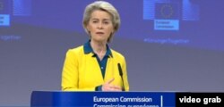 Ursula von der Leyen, președinta Comisiei Europene a ținut, vineri, un discurs în Parlamentul ucrainean. Imagine generică cu președinta CE