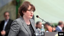 თინა ხიდაშელი