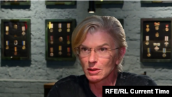 Парамедикиня Юлія Паєвська («Тайра»). Була схоплена російськими окупантами, коли вивозила людей із заблокованого Маріуполя. Три місяця була у полоні.