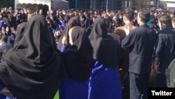 ایران کې د لاریونونو یو انځور