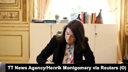 Напередодні уряд країни формально затвердив намір подати заявку на членство в Північноатлантичному Альянсі 