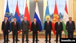 ЖККУга мүчө мамлекеттердин лидерлери, 16-май 2022-жыл.