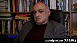 ერევნის პრესკლუბის ხელმძღვანელი ბორის ნავასარდიანი. 28 იანვარი, 2022. 