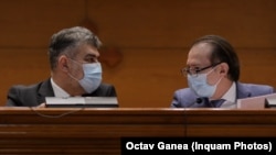 Florin Cîțu și Marcel Ciolacu au asigurat resurse importante pentru partidele pe care le conduc din bani publici. Subvenția rămâne la un nivel foarte înalt, în timp ce transparența e la cote foarte joase. Imagine generică cu liderii PNL și PSD