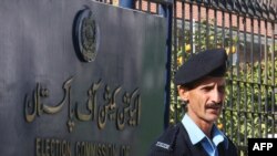 د ټاکنو کمېشن د نومبر په میاشت کې تحریک انصاف ته د ګوندي ټاکنو کولو ویلي ول ـ پخوانی انځور.