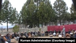 د کورمې شپږو قبيلو له انتظامیې غوښتنه کړې ده چې د وروستیو هدفي بریدونو پلټنې وکړي او د نورو حملو مخه دې ونیسي ــ انځور له ارشيفه