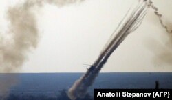 Виконання стрільби по цілях – лише частина щоденної роботи льотчиків армійської авіації