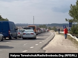 Черги перед кордоном розтягнулись на понад 50 км