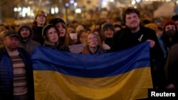 Учасники антивоєнної акції в Празі, 4 березня 2022 року