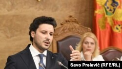 Дритан Абазовиќ