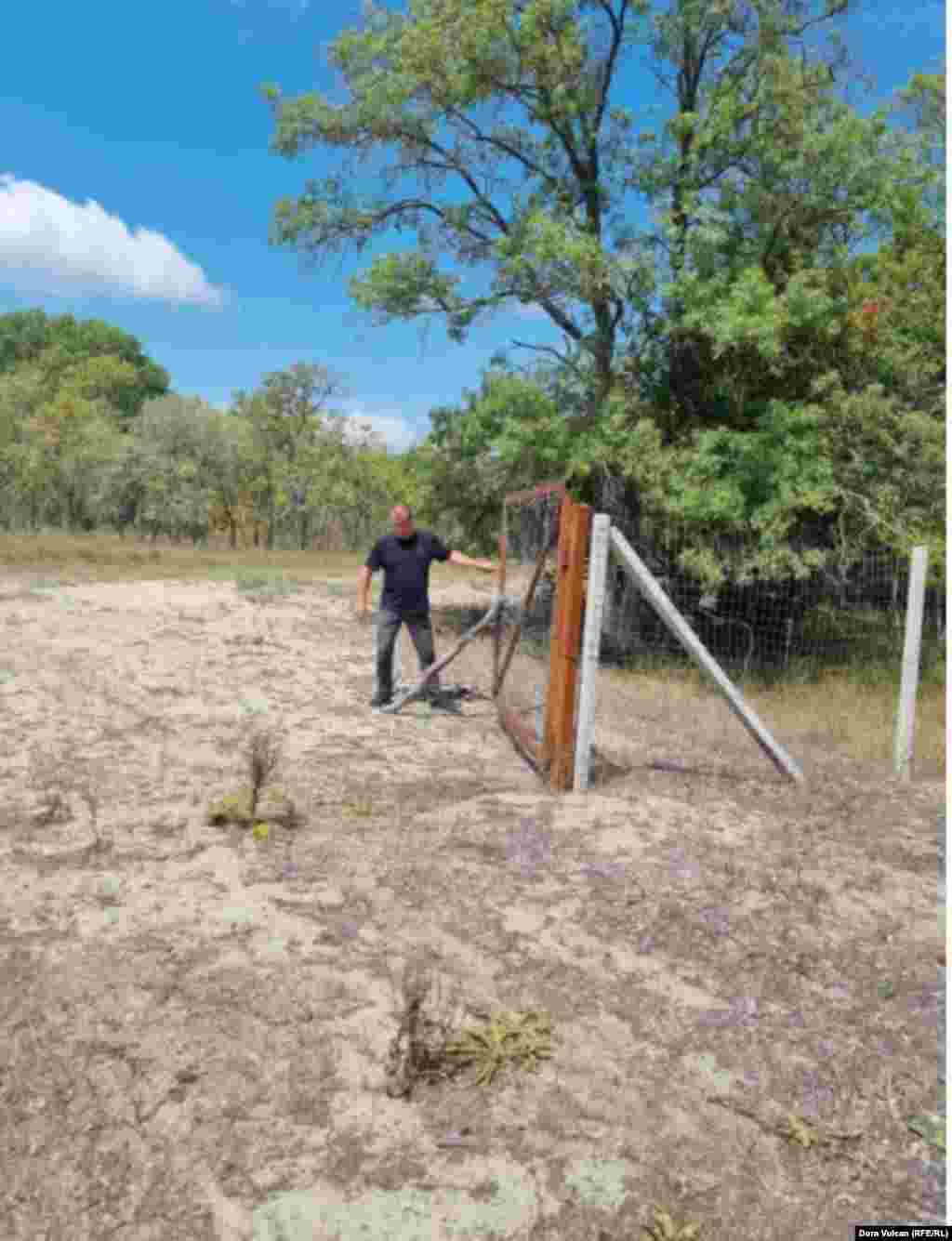 Deschiderea porților din latura de vest a rezervației Letea către Lacul Merhei.