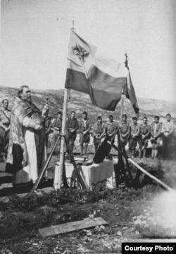 Богослужение на горе Эль-Контадеро. Отец Александр Шабашев.