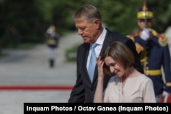 Maia Sandu a fost primită cu onoruri militare la Palatul Cotroceni