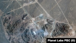 Pamjet satelitore tregojnë centralin Fordo para dhe pas sulmeve









