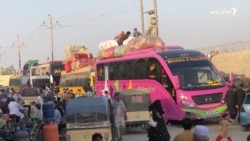 کراچۍ مېشتي افغانان وايي مجبور دي چې کاروبارونه پرېږدې او هېواد ته ولاړ شي