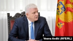 Premijer Marković izneo pokazatelje, koji govore da je blisko učlanjenje Crne Gore u NATO uticalo na povećanje stranih investicija