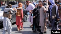 مردم و طالبان در کابل 