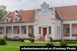 Conacul Appafi din satul Mălâncrav din judeţul Sibiu, restaurat de fundația Mihai Eminescu Trust, sprijinită financiar timp de peste zece ani de fundațiile prințului Charles.