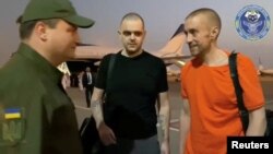 ტყვეობიდან გათავისუფლებული უცხოელები