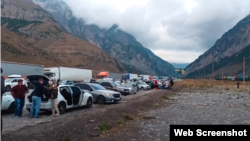 2022 წლის დასაწყისში ათობით ათასი რუსის ჩამოსვლამ შოკში ჩააგდო საქართველო, რომელიც ისედაც გაბრუებული იყო უკრაინაზე თავდასხმით