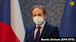 У МЗС Чехії підтвердили, що російські дипломати залишають країну