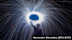 په نیپال کې د دیوالي لمانځل-ارشیف