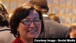 Таттуу Мамбеталиева.