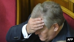 Trimisul special al UE, Aleksander Kwasniewski, reacționînd după votul din Parlament