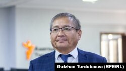 Марат Үсөналиев.