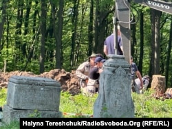 Ексгумаційні роботи на Тернопільщині в неіснуючому селі Пужники