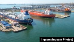 Vedere aeriană a Portului Constanța.