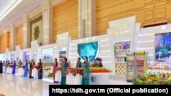 Resmi habar serişdeleri bergili çykýan kärendeçileri agzaman, 'bol hasyl' wagzyny güýçlendirýär.