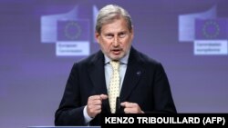 EU Budget Commissioner Johannes Hahn: "We cannot conclude that the EU budget is sufficiently protected." (file photo)