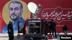 تشییع جنازهٔ حسین امیرعبداللهیان در تهران