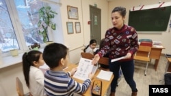 Точной статистики о количестве детей мигрантов из Узбекистана, проживающих в России, нет. Иллюстративное фото.  
