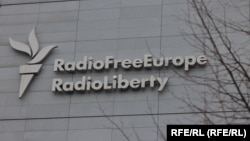 Окружний суд Сполучених Штатів у Вашингтоні зазначив у своєму рішенні, що агентство, ймовірно, діяло «свавільно та примхливо», припиняючи грант Радіо Свобода