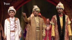 В Оше узбекский театр с вековой историей открыл 99-й сезон