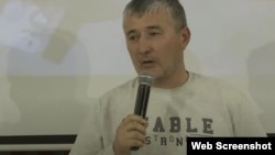 Айдос Мелдехан, отец погибшей от выстрела во время январских событий в Алматы 4-летней девочки Айкоркем. 1 июня 2022 года