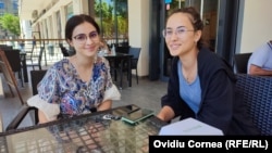 Diana Harambuș și Daria Jidavu au obținut ambele nota 10 la finalul liceului.