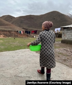 Будалыктагы үй-бүлө.