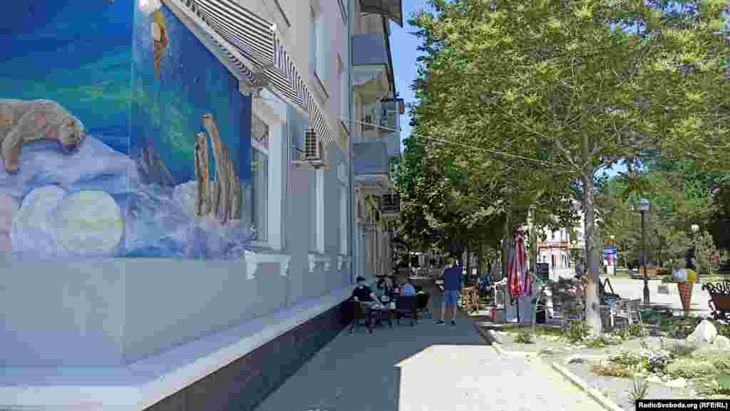 Людей у бердянських кав'ярнях небагато