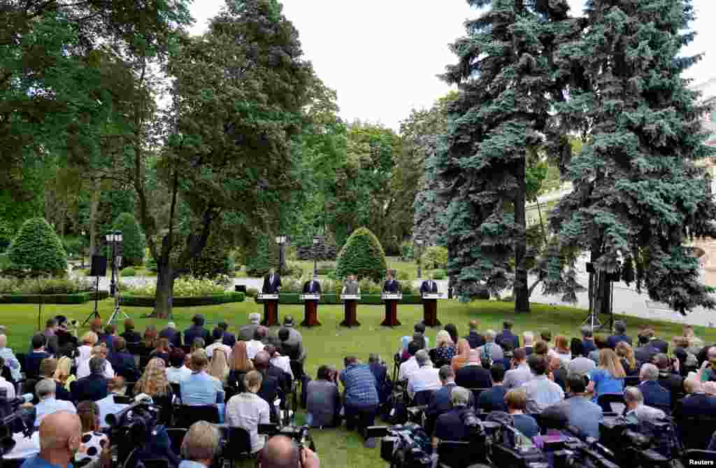 Emmanuel Macron, Olaf Scholz, Mario Draghi și Klaus Iohannis au susținut o conferință de presă comună cu liderul ucrainean, Volodimir Zelenski.