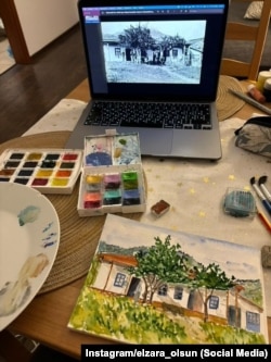 Ельзара сумувала за Кримом і проводила вечори, розглядаючи фото Герберта Ліста в інтернеті