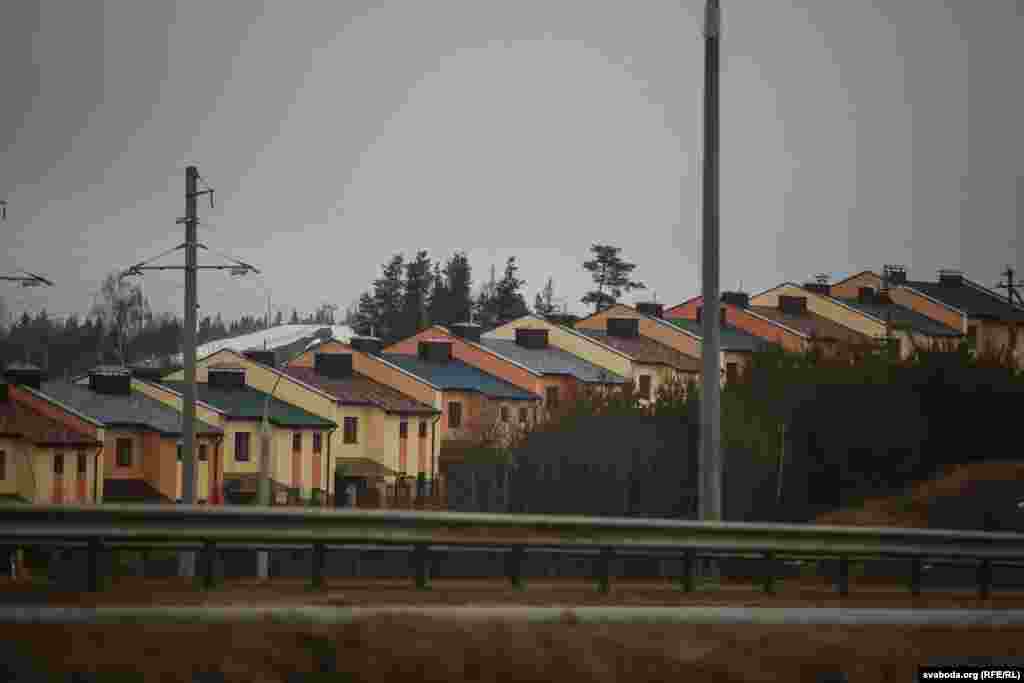 Таун хаусы у &nbsp;"чыжоўскім" пасёлку