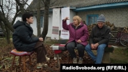 «Шість чоловік «рашиків» у селі. І хлопці ж наші якось ходять там. Я не можу зрозуміти, що таке», – Людмила