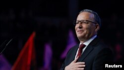 Bedri Hamza gjatë fushatës zgjedhore për zgjedhjet e 9 shkurtit. 